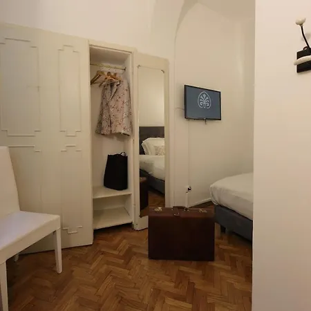 Corsini Tintori * Floransa